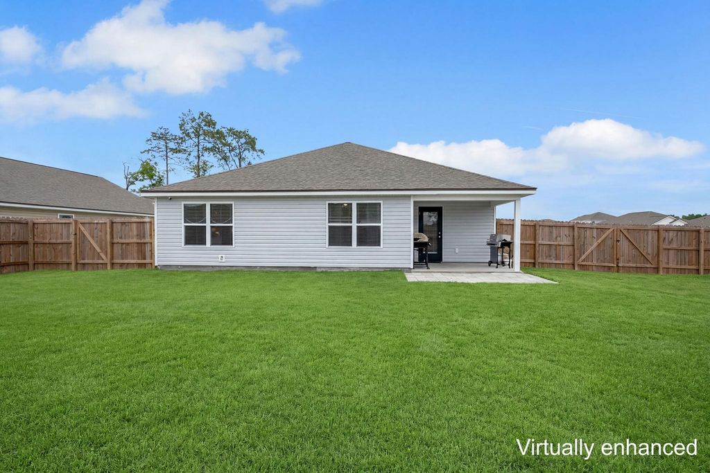 Image 39 of property listing at 78 Haley Drive, Crawfordville, FL 32327