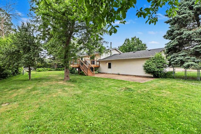 236 Strese Lane, Apple Valley, MN 55124
