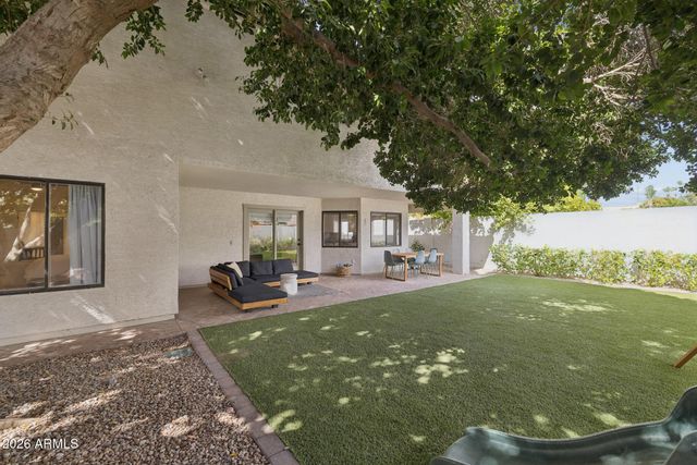 1911 E CLIPPER Court, Gilbert, AZ 85234