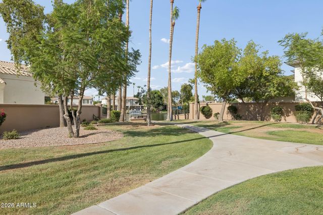 1911 E CLIPPER Court, Gilbert, AZ 85234