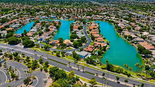 1911 E CLIPPER Court, Gilbert, AZ 85234