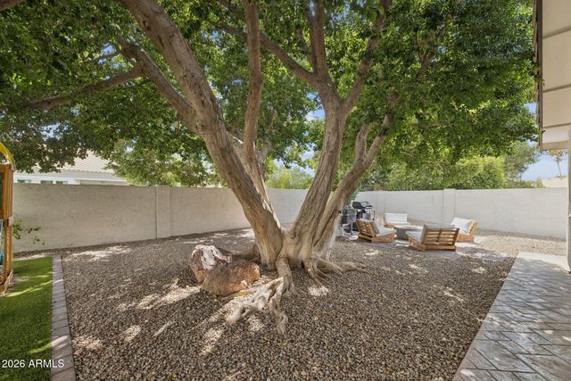 1911 E CLIPPER Court, Gilbert, AZ 85234