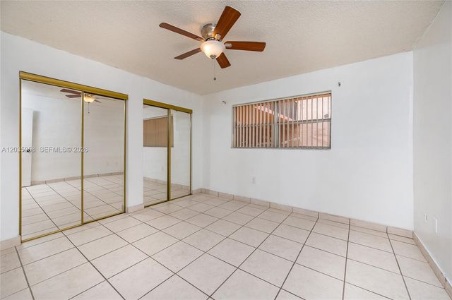 1910 W 56th St 3219, Hialeah, FL 33012