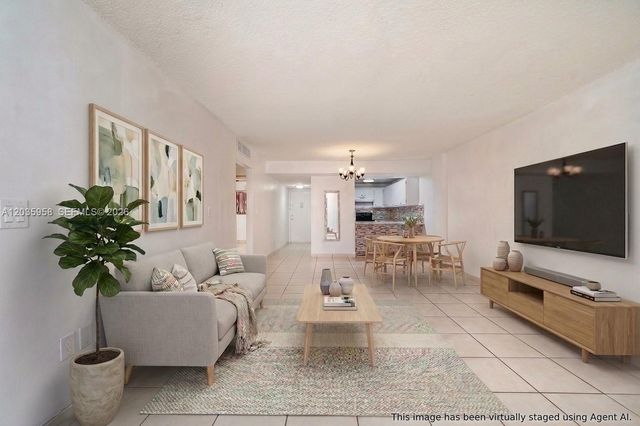 1910 W 56th St 3219, Hialeah, FL 33012