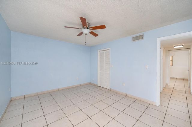 1910 W 56th St 3219, Hialeah, FL 33012