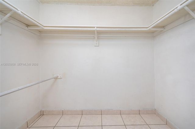1910 W 56th St 3219, Hialeah, FL 33012