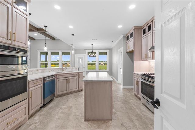 1052 Grison Circle, Corsicana, TX 75109