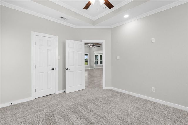 1052 Grison Circle, Corsicana, TX 75109