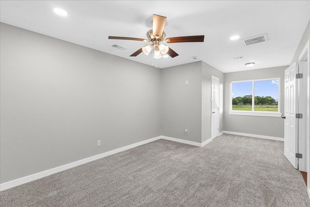 1052 Grison Circle, Corsicana, TX 75109