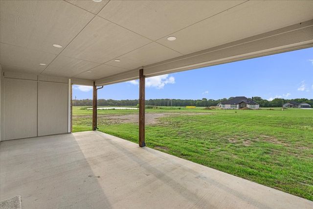 1052 Grison Circle, Corsicana, TX 75109