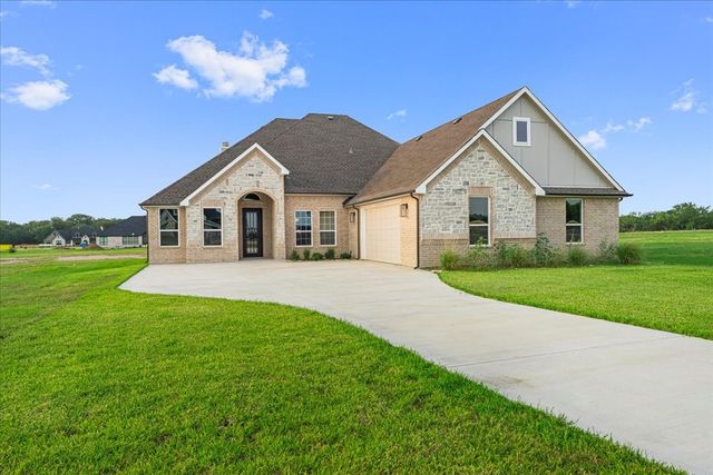 1052 Grison Circle, Corsicana, TX 75109