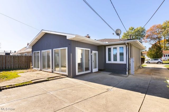 5721 Michael Drive, Brook Park, OH 44142