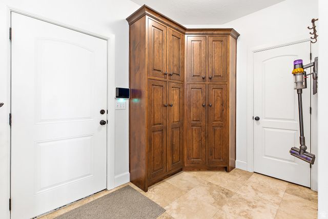 151 W GLACIER LILY DR, Alpine, UT 84004