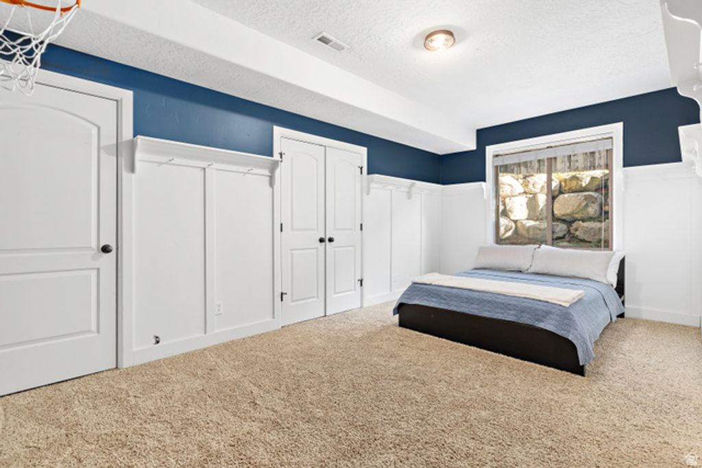 Image 43 of property listing at 151 W GLACIER LILY DR, Alpine, UT 84004