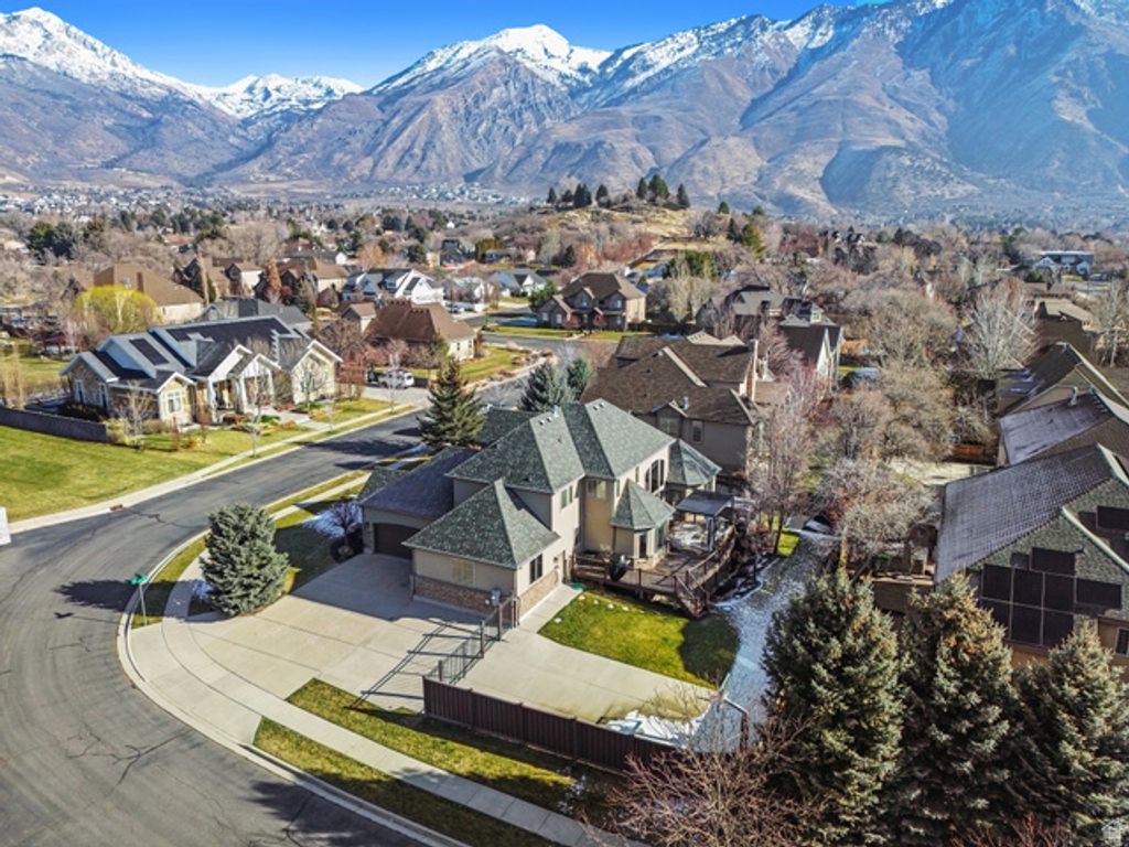 Image 59 of property listing at 151 W GLACIER LILY DR, Alpine, UT 84004