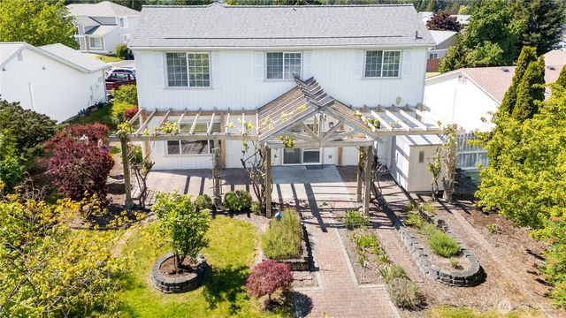 180 America Boulevard, Sequim, WA 98382