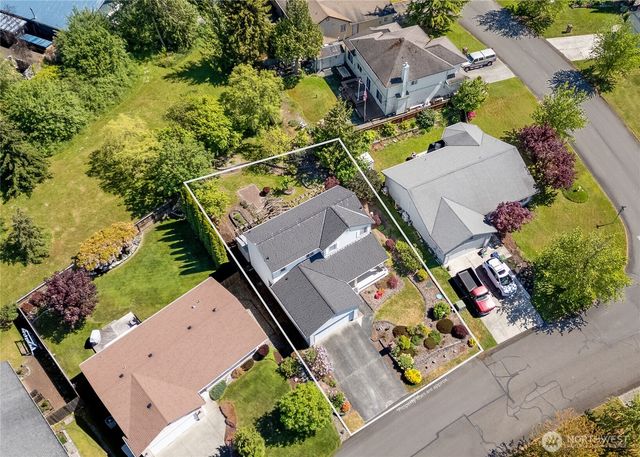180 America Boulevard, Sequim, WA 98382