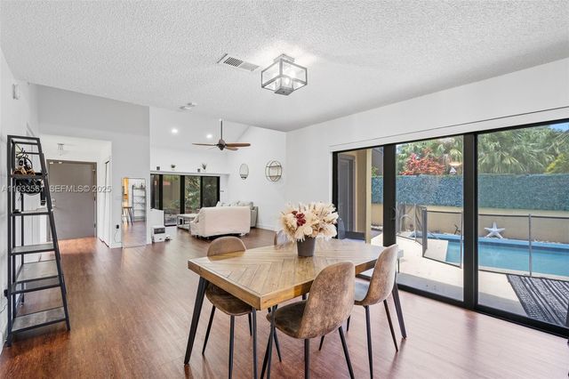 1030 NE 202nd Ter, Miami, FL 33179