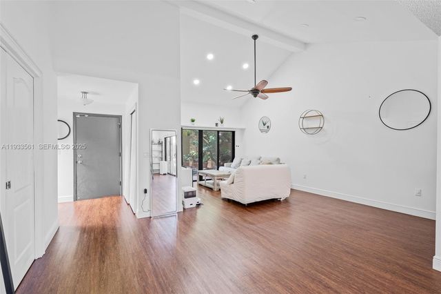 1030 NE 202nd Ter, Miami, FL 33179