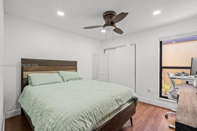 1030 NE 202nd Ter, Miami, FL 33179