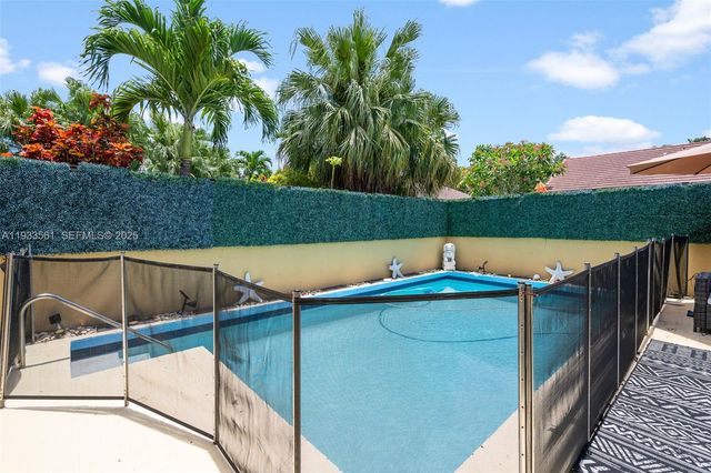 1030 NE 202nd Ter, Miami, FL 33179