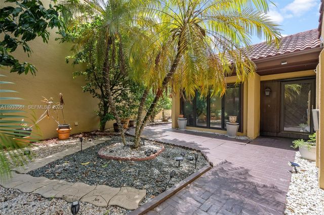 1030 NE 202nd Ter, Miami, FL 33179