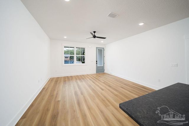 1321 John Carroll Dr, Pensacola, FL 32504