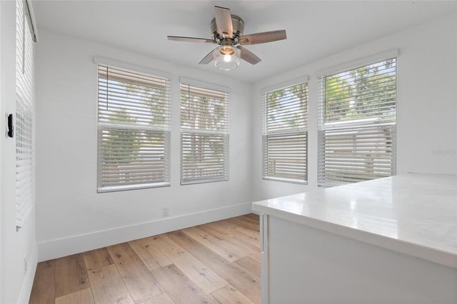 136 N RING AVENUE, Tarpon Springs, FL 34689