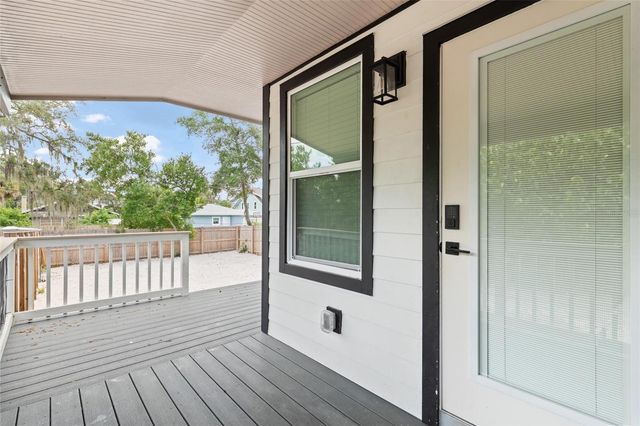 136 N RING AVENUE, Tarpon Springs, FL 34689