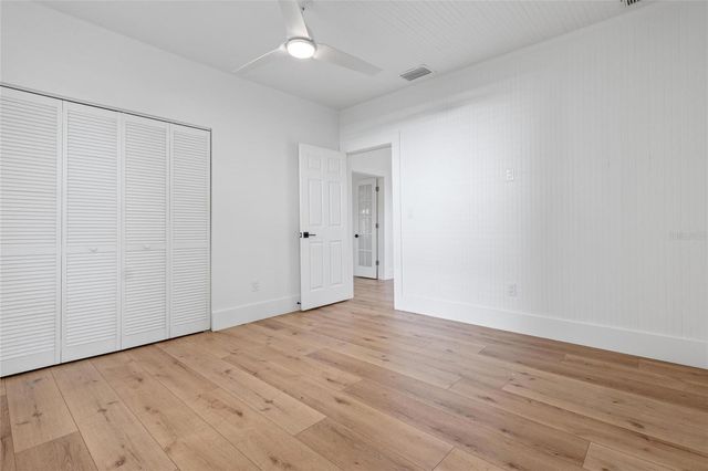 136 N RING AVENUE, Tarpon Springs, FL 34689