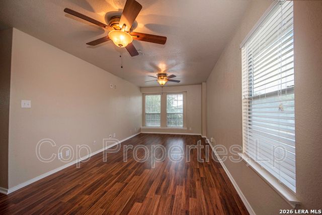 518 Reba, San Antonio, TX 78109