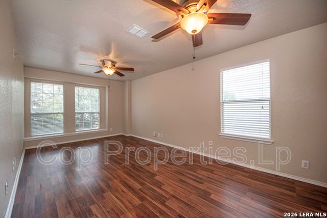 518 Reba, San Antonio, TX 78109