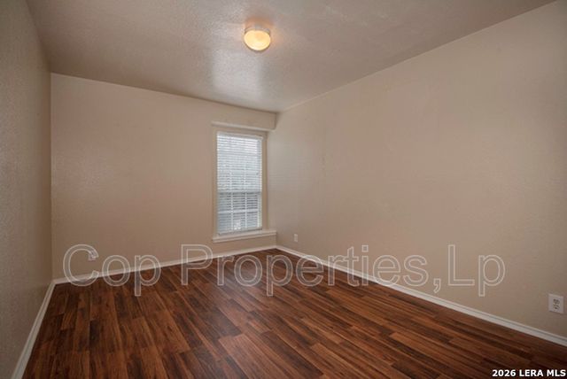 518 Reba, San Antonio, TX 78109