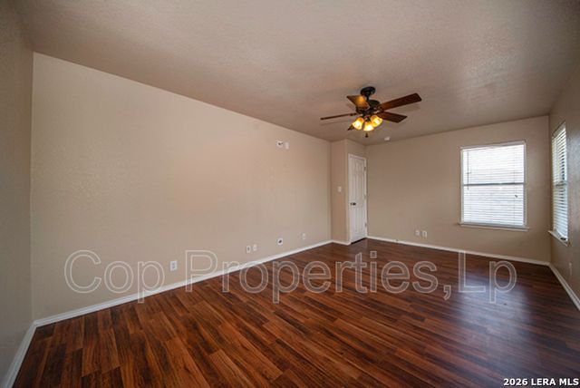 518 Reba, San Antonio, TX 78109