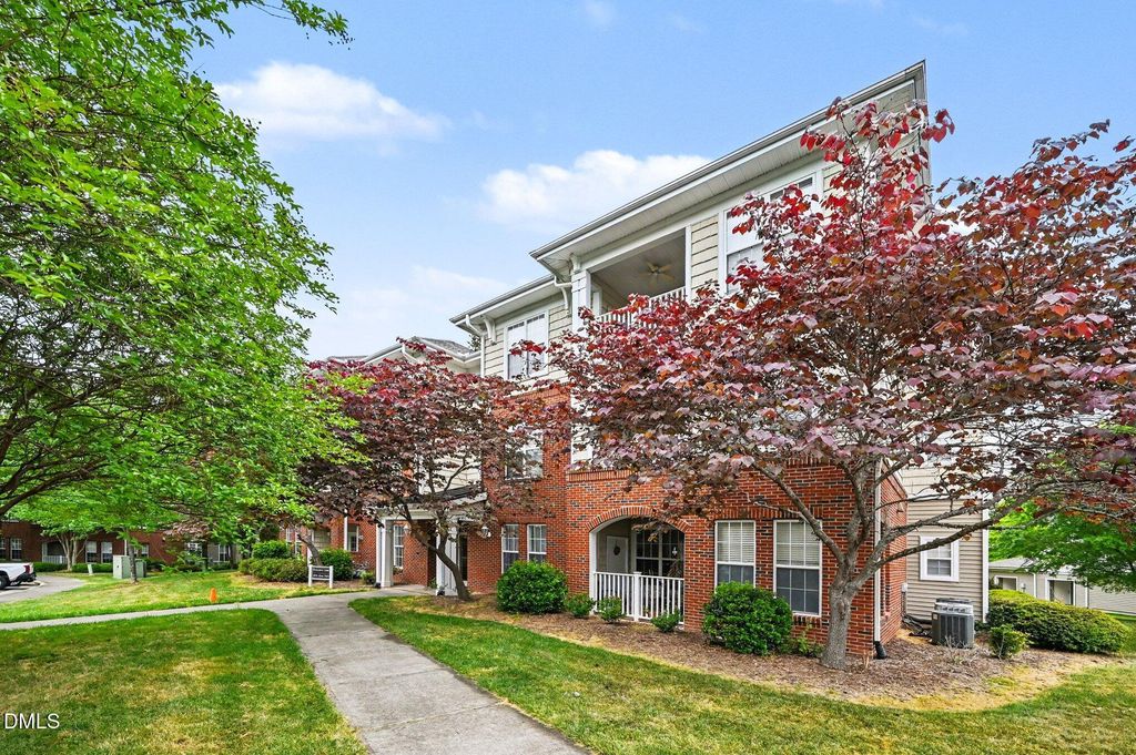 1034 Arborgate Circle, Chapel Hill, NC 27514