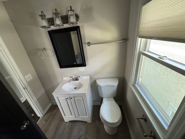 908 Clinton Avenue, Oak Park, IL 60304