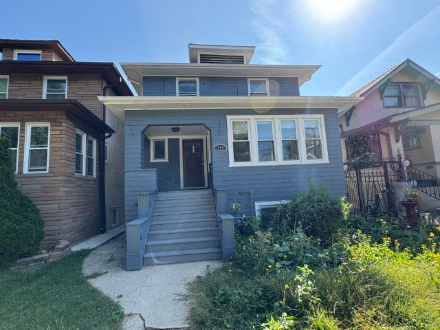 908 Clinton Avenue, Oak Park, IL 60304