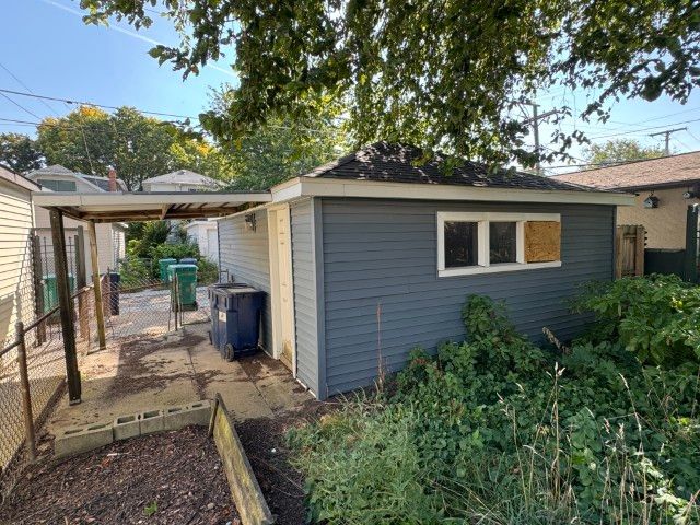 908 Clinton Avenue, Oak Park, IL 60304