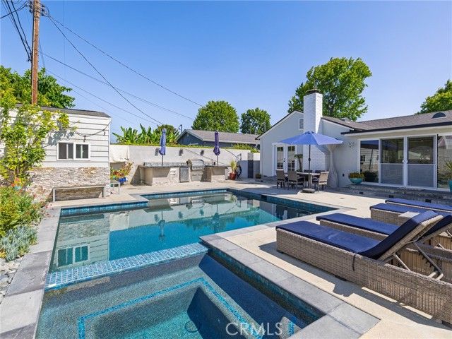 7559 Midfield Avenue, Los Angeles, CA 90045