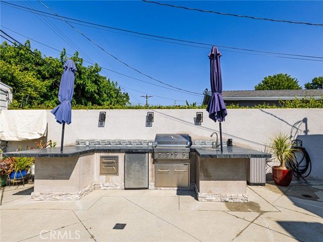 7559 Midfield Avenue, Los Angeles, CA 90045