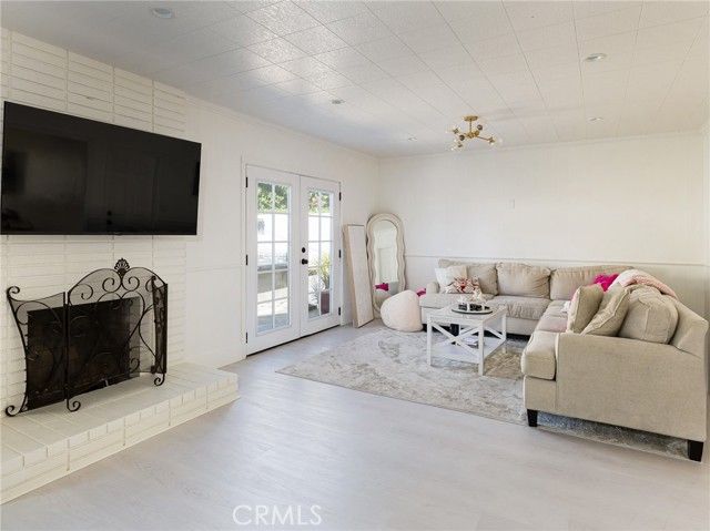 7559 Midfield Avenue, Los Angeles, CA 90045