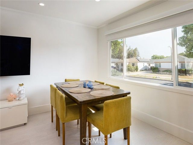 7559 Midfield Avenue, Los Angeles, CA 90045