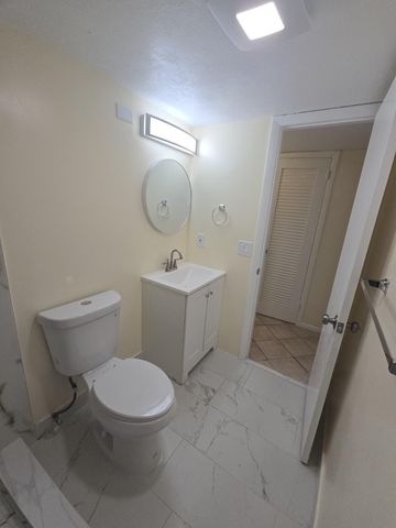 129 Hastings 129, West Palm Beach, FL 33417