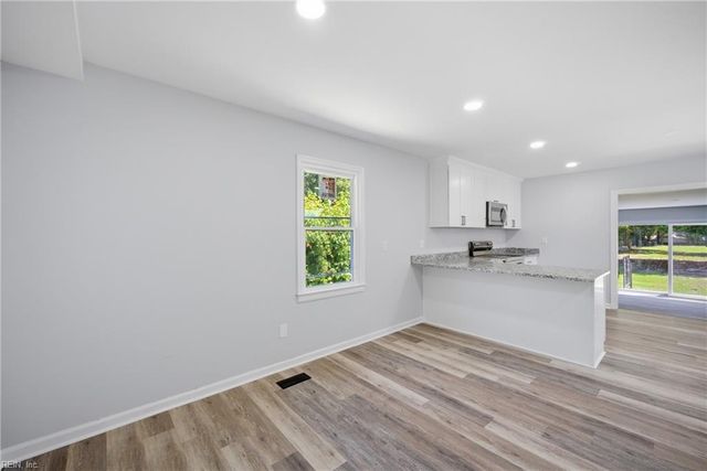 2241 Tennessee DR, Chesapeake, VA 23323
