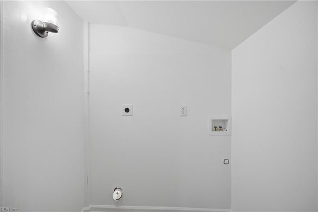 2241 Tennessee DR, Chesapeake, VA 23323
