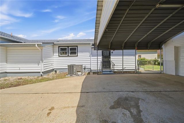 2241 Tennessee DR, Chesapeake, VA 23323