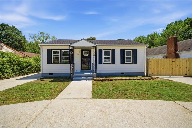 2241 Tennessee DR, Chesapeake, VA 23323