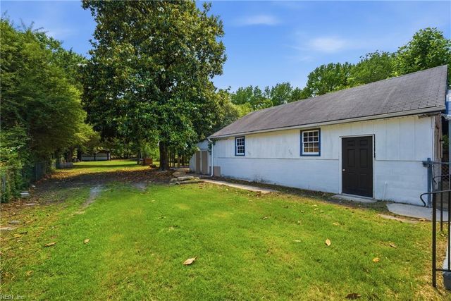 2241 Tennessee DR, Chesapeake, VA 23323
