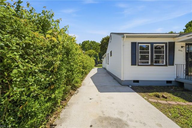 2241 Tennessee DR, Chesapeake, VA 23323