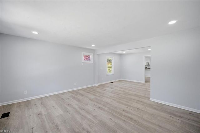 2241 Tennessee DR, Chesapeake, VA 23323